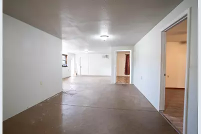 220 Davenport Boulevard, Davenport, FL 33837 - Photo 17