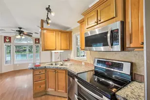 6621 La Mesa Rd, Land O Lakes, FL 34637 - Photo 21