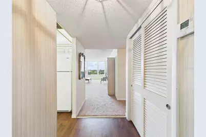 700 Mirror Terrace NW #702, Winter Haven, FL 33881 - Photo 5