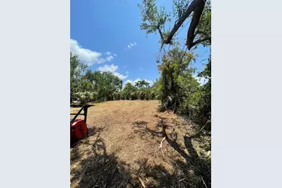 202 Charlotte Street, Punta Gorda, FL 33950 - Photo 5