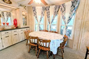 6420 Jacaranda Ave NE, Winter Haven, FL 33881 - Photo 7