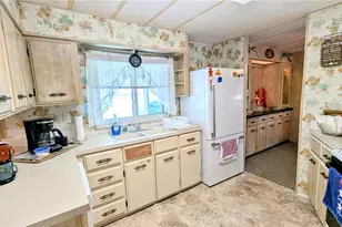 6420 Jacaranda Ave NE, Winter Haven, FL 33881 - Photo 9