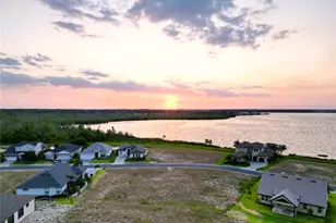 512 Adams View Ln, Auburndale, FL 33823 - Photo 1