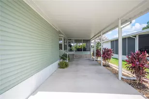 6335 Grove Pointe Dr S E, Winter Haven, FL 33884 - Photo 5