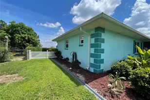 2818 Summit Dr, Sebring, FL 33870 - Photo 3