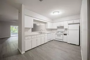 2352 Isle Royale Ct SE, Winter Haven, FL 33880 - Photo 11