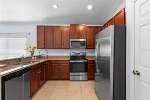 625 Ogelthorpe Dr, Davenport, FL 33897 - Photo 13