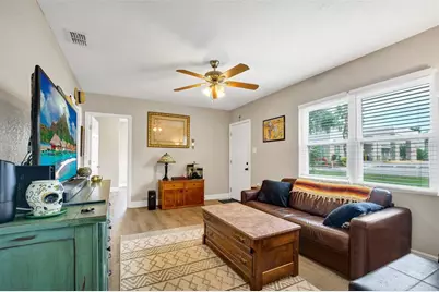 104 Avenue K Avenue NE, Winter Haven, FL 33881 - Photo 3