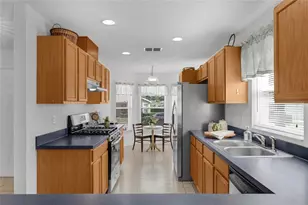 408 Lake Suzanne Dr, Lake Wales, FL 33859 - Photo 13