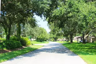 1606 Eagle Pond Dr, Winter Haven, FL 33884 - Photo 23