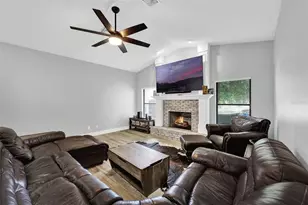 710 Heritage Dr NE, Winter Haven, FL 33881 - Photo 5