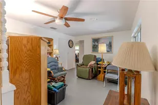 705 Glen Mar Ct, Sebring, FL 33876 - Photo 9