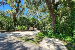 316 Roan Rd, River Ranch, FL 33867 - Photo 1