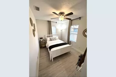 1756 2nd Street NE, Winter Haven, FL 33881 - Photo 9