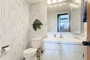 108 Canterbury Dr, Haines City, FL 33844 - Photo 5