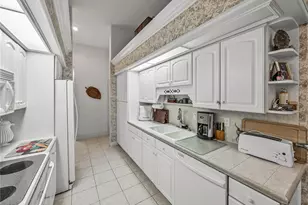 221 Golf Aire Blvd, Winter Haven, FL 33884 - Photo 9