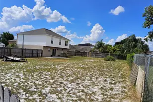 820 Sun Ridge Village Dr, Winter Haven, FL 33880 - Photo 3