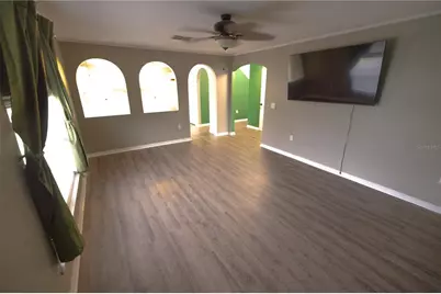 820 Sun Ridge Village Drive, Winter Haven, FL 33880 - Photo 9