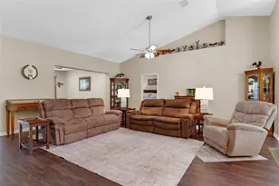 89 Pine Forest Ln, Haines City, FL 33844 - Photo 5