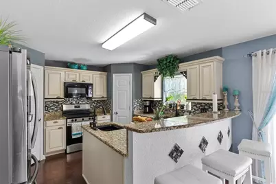 132 Vista View Avenue, Eagle Lake, FL 33839 - Photo 11