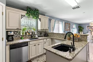 132 Vista View Ave, Eagle Lake, FL 33839 - Photo 3