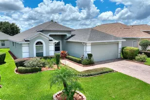 3923 Baldwin Ln, Winter Haven, FL 33884 - Photo 3