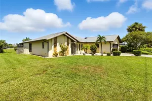 3305 Beacon Dr, Punta Gorda, FL 33980 - Photo 3