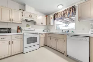 107 Fawn Ct, Davenport, FL 33837 - Photo 17