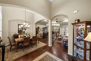 1336 Oakmont Dr, Winter Haven, FL 33884 - Photo 5