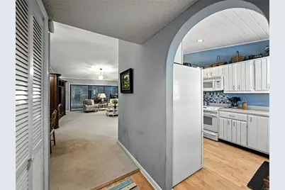 9201 Village Drive #I-21, Lake Wales, FL 33898 - Photo 3