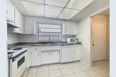 1012 Medinah Dr SE, Winter Haven, FL 33884 - Photo 5