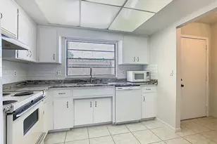 1012 Medinah Dr SE, Winter Haven, FL 33884 - Photo 5