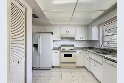 1012 Medinah Dr SE, Winter Haven, FL 33884 - Photo 3