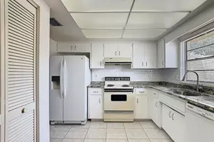 1012 Medinah Dr SE, Winter Haven, FL 33884 - Photo 3