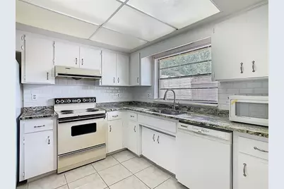 1012 Medinah Dr SE, Winter Haven, FL 33884 - Photo 3