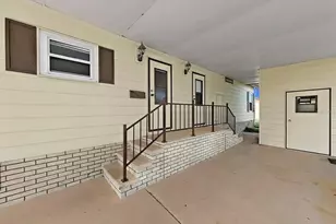 4909 Foxwood Lake Dr, Lakeland, FL 33810 - Photo 5