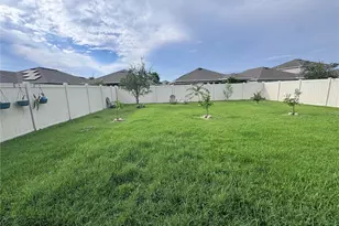 3813 San Isidro Cir, Saint Cloud, FL 34772 - Photo 23