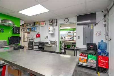 114 W Central Avenue, Lake Wales, FL 33853 - Photo 17