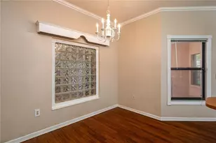 8526 Cherry Hill Dr, Lakeland, FL 33810 - Photo 7