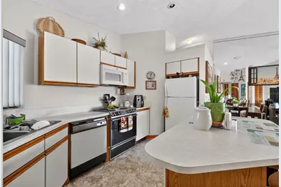 4729 Casablanca #C25, Sebring, FL 33870 - Photo 9