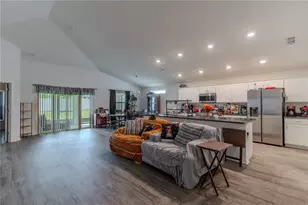 629 Fairhope Dr, Polk City, FL 33868 - Photo 5