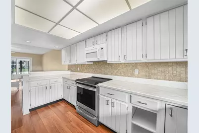 9101 Village Drive #I-1, Lake Wales, FL 33898 - Photo 13