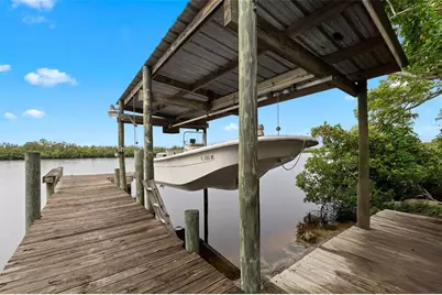 308 Manatee Drive, Ruskin, FL 33570 - Photo 41