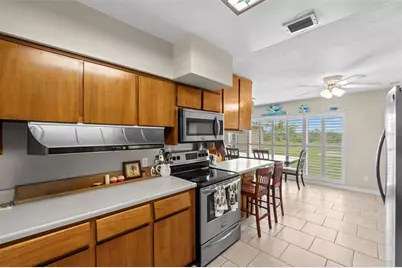 308 Manatee Drive, Ruskin, FL 33570 - Photo 9