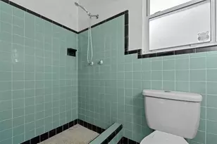 308 Manatee Dr, Ruskin, FL 33570 - Photo 35