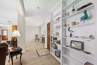 308 Manatee Drive, Ruskin, FL 33570 - Photo 5