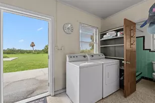 308 Manatee Dr, Ruskin, FL 33570 - Photo 31