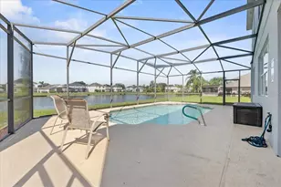 636 Brookeshire Dr, Davenport, FL 33837 - Photo 5