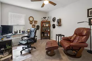 418 St Georges Cir, Eagle Lake, FL 33839 - Photo 21