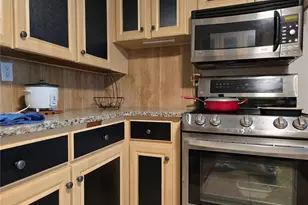 2031 Poe St, Lakeland, FL 33801 - Photo 7